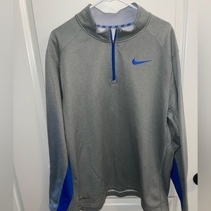 Nike 1/2 Zip  Pullover